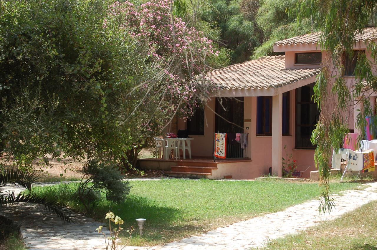 Principessa De Navarra Santa Maria Navarrese Exterior photo